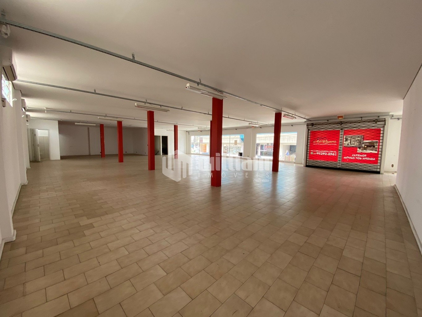 Sala Comercial de 700m² no bairro Centro, em Brusque | Eu Corretor