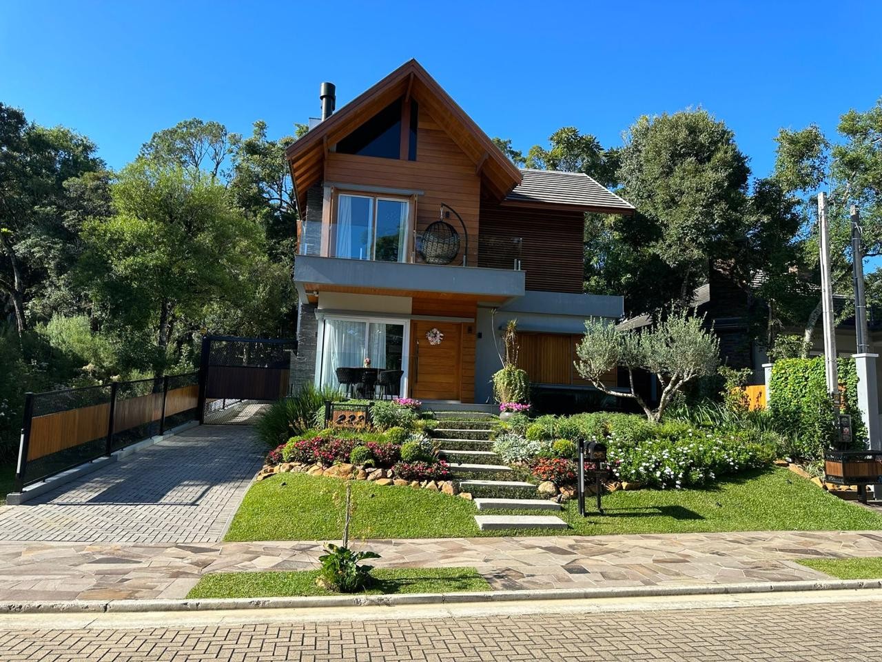 Casa de 3 quartos, 220m² no bairro Centro, em Gramado | Eu Corretor