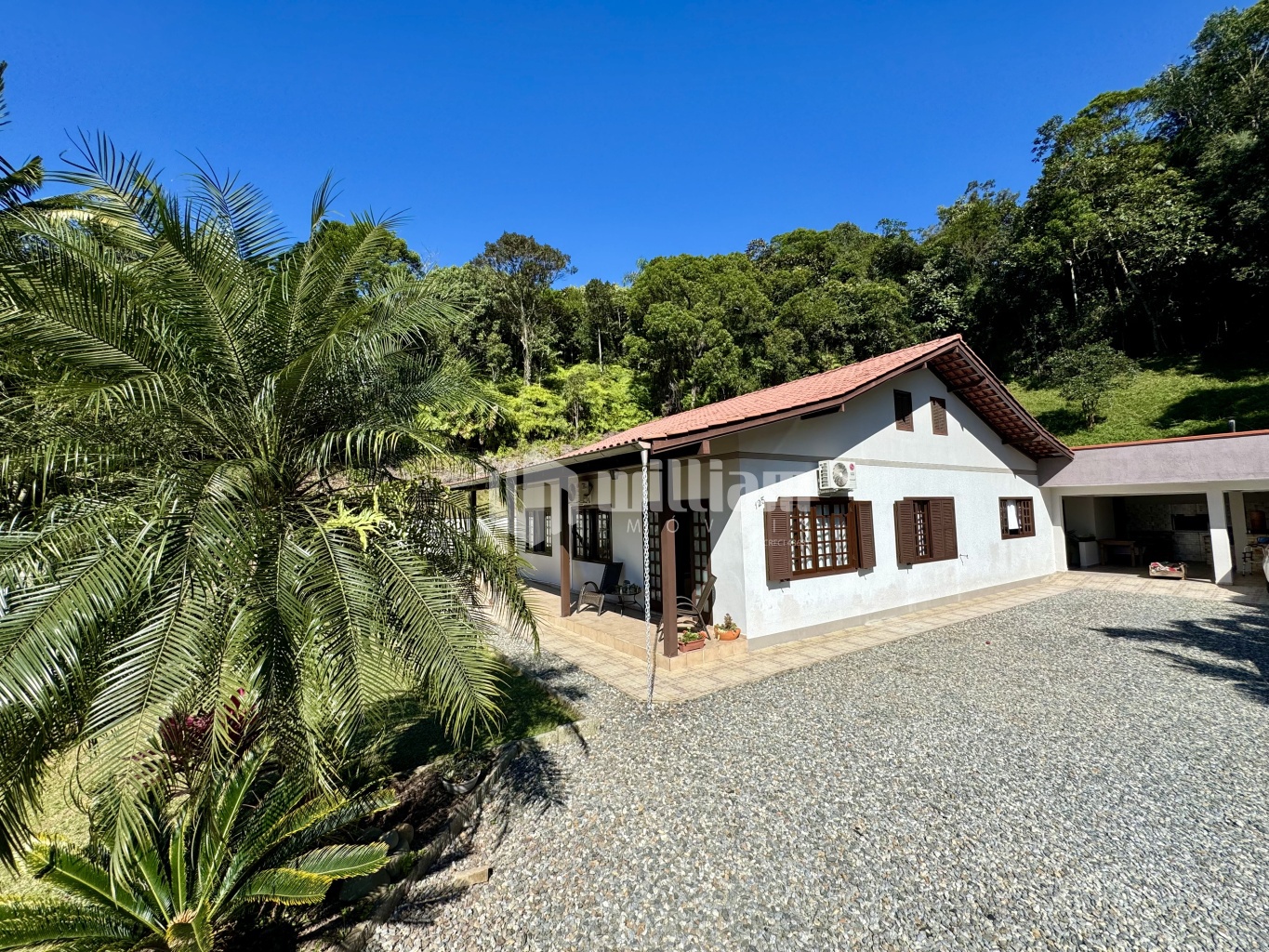 Casa de 4 quartos, 250m² no bairro Primeiro de Maio, em Brusque | Eu Corretor