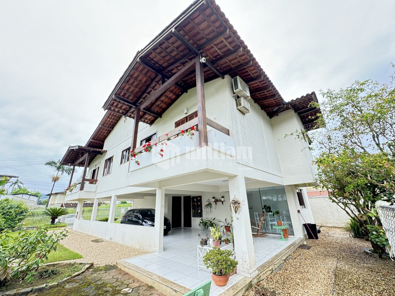 Casa de 4 quartos, 271m² no bairro Santa Rita, em Brusque | Eu Corretor