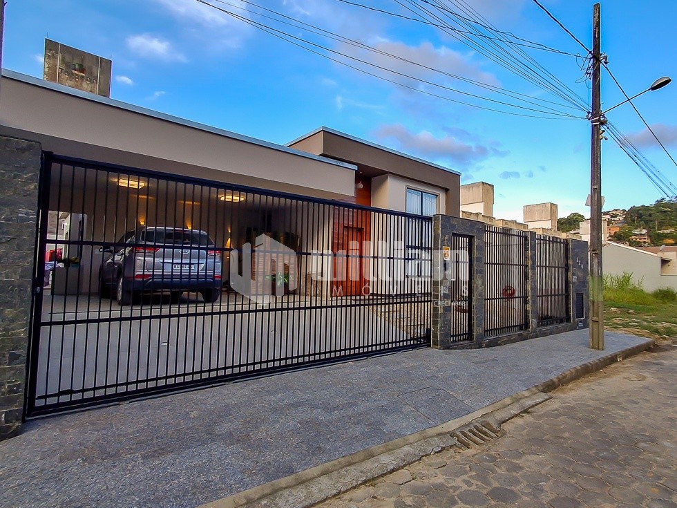 Casa de 3 quartos, 140m² no bairro Souza Cruz, em Brusque | Eu Corretor