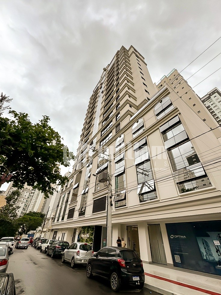 Apartamento de 3 quartos, 110m² no bairro Pioneiros, em Balneário Camboriú | Eu Corretor