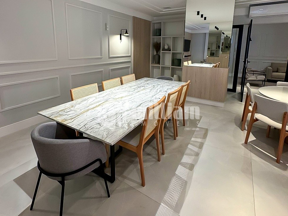 Apartamento de 3 quartos, 110m² no bairro Pioneiros, em Balneário Camboriú | Eu Corretor