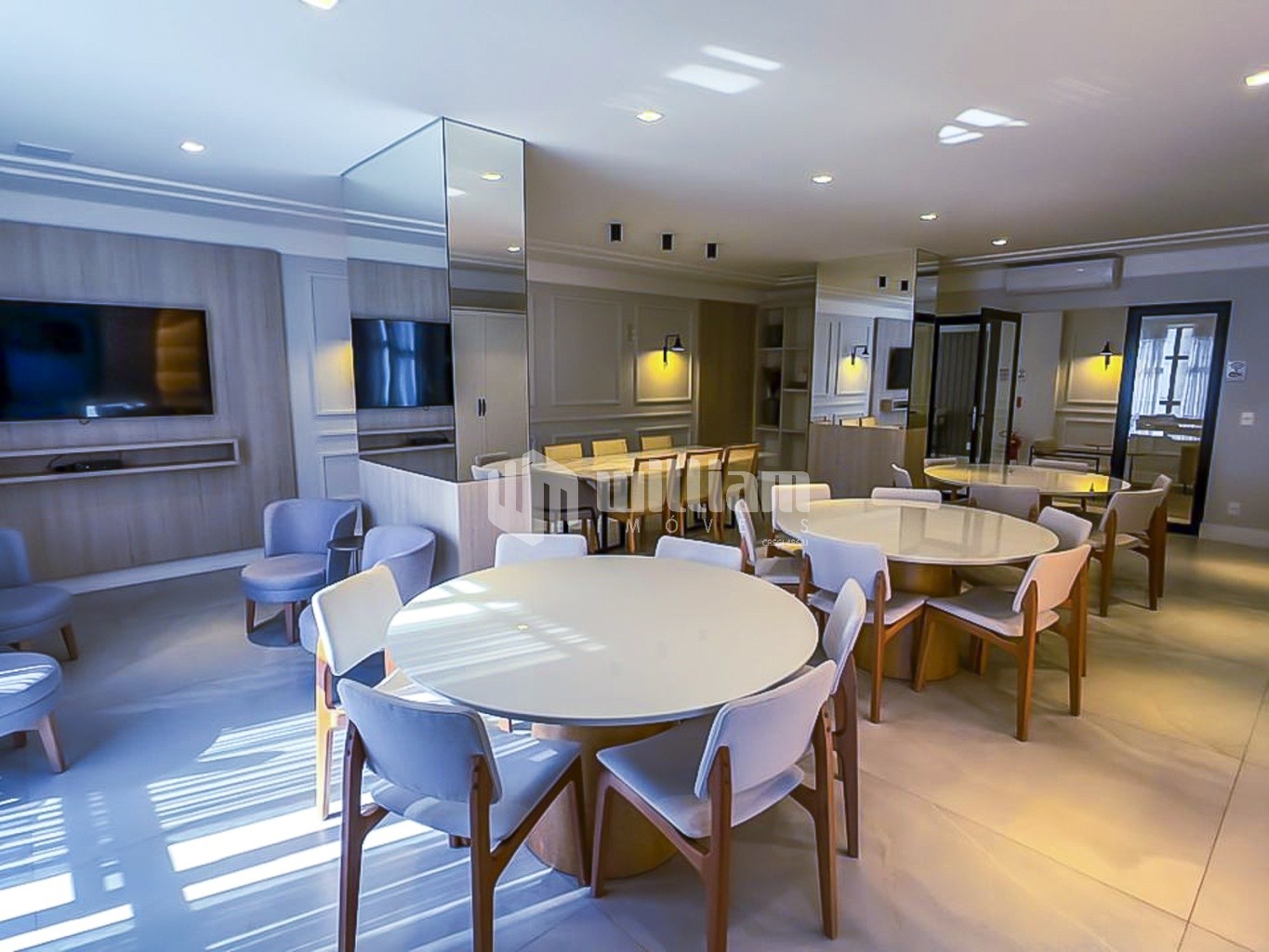 Apartamento de 3 quartos, 110m² no bairro Pioneiros, em Balneário Camboriú | Eu Corretor