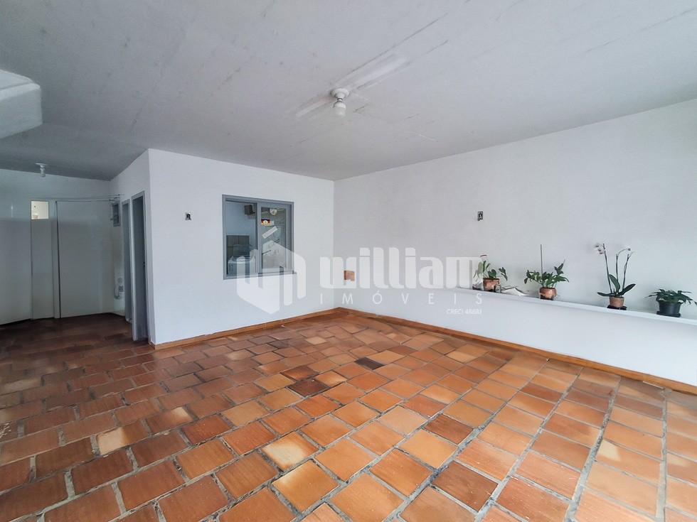 Casa de 5 quartos, 220m² no bairro Centro, em Brusque | Eu Corretor