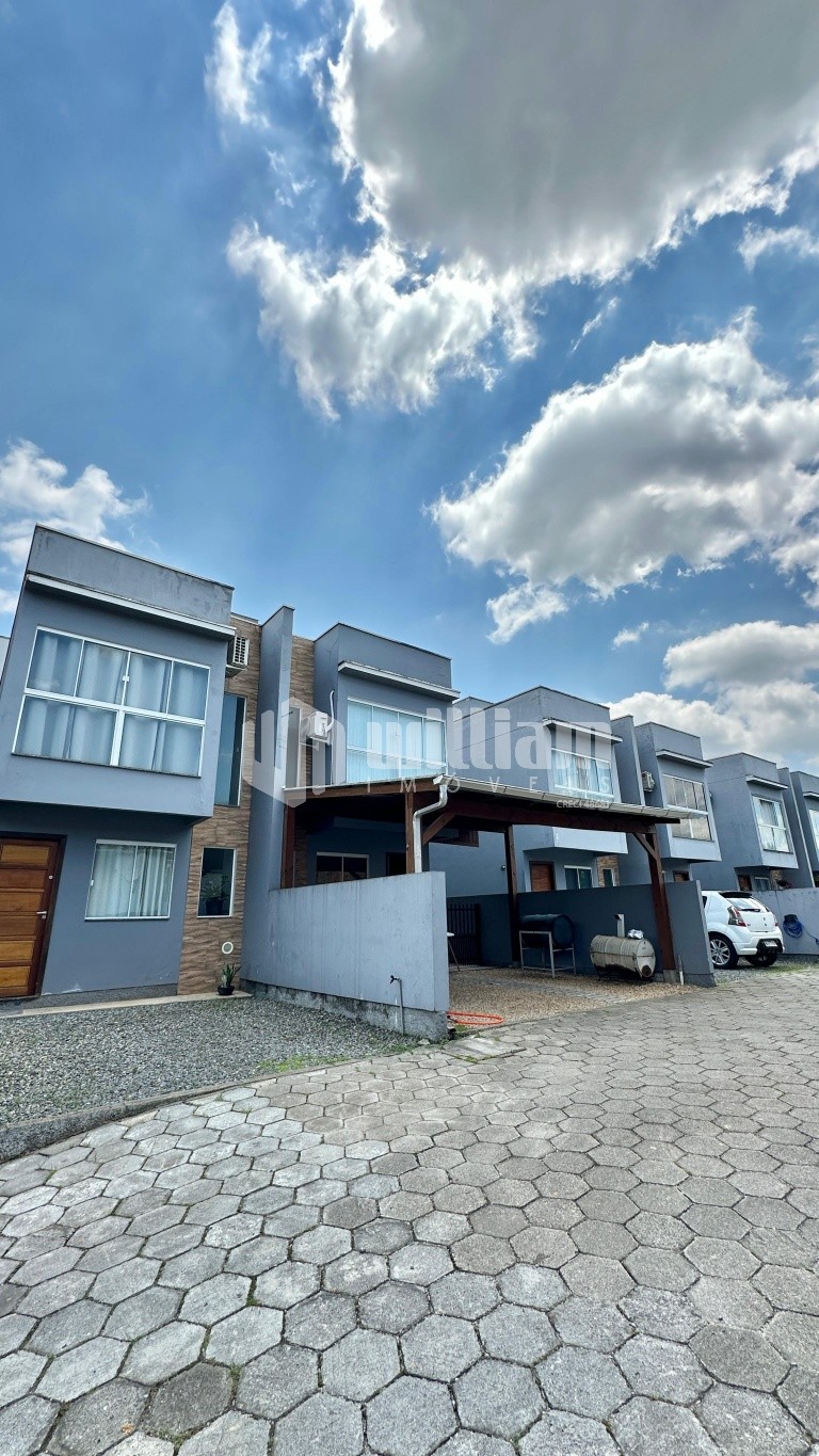 Casa de Condomínio de 2 quartos, 64m² no bairro Dom Joaquim, em Brusque | Eu Corretor