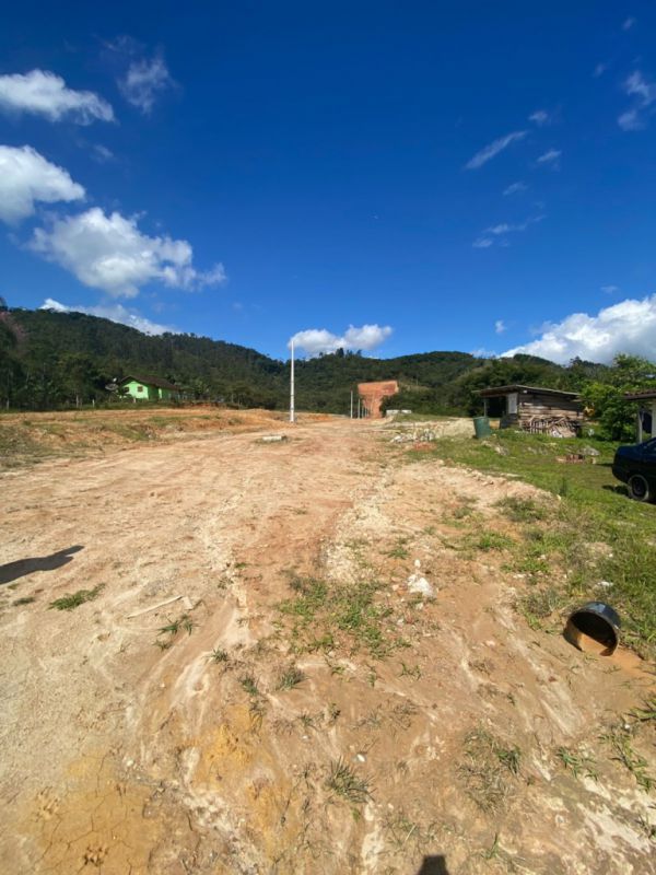 Lote/Terreno de 302m² no bairro Lageado Baixo, em Guabiruba | Eu Corretor