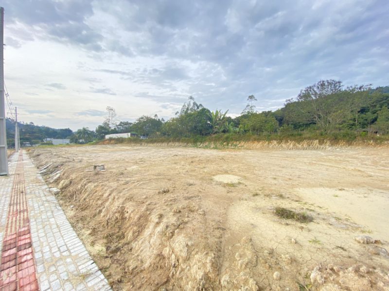 Lote/Terreno de 302m² no bairro Lageado Baixo, em Guabiruba | Eu Corretor