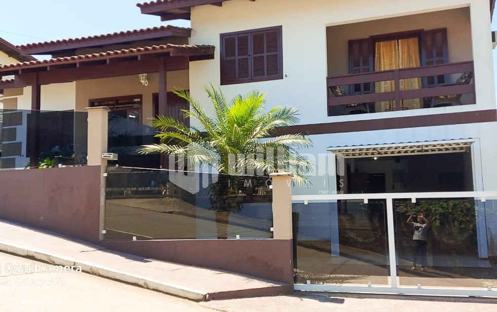 Casa de 3 quartos, 179m² no bairro Dom Joaquim, em Brusque | Eu Corretor