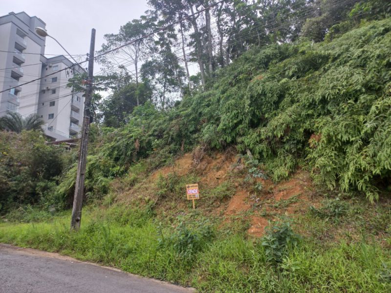 Lote/Terreno de 571m² no bairro Nova Brasília, em Brusque | Eu Corretor