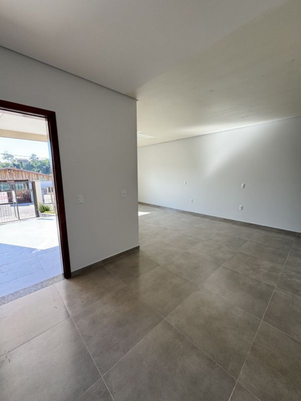 Casa de 3 quartos, 100m² no bairro Centro, em Guabiruba | Eu Corretor