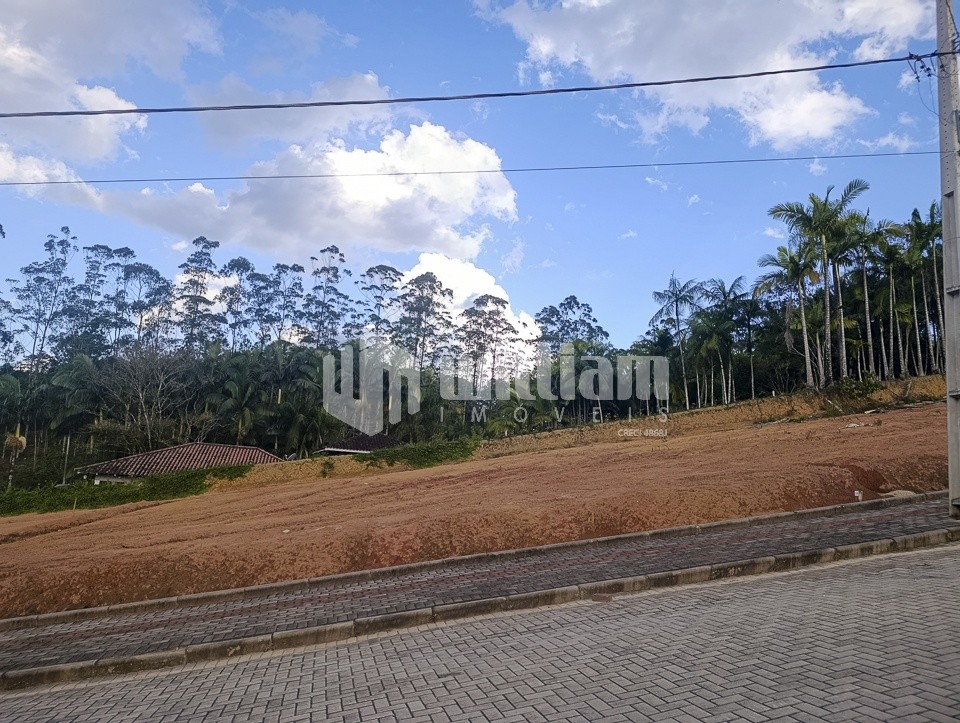 Lote/Terreno de 300m² no bairro Guabiruba Sul, em Guabiruba | Eu Corretor