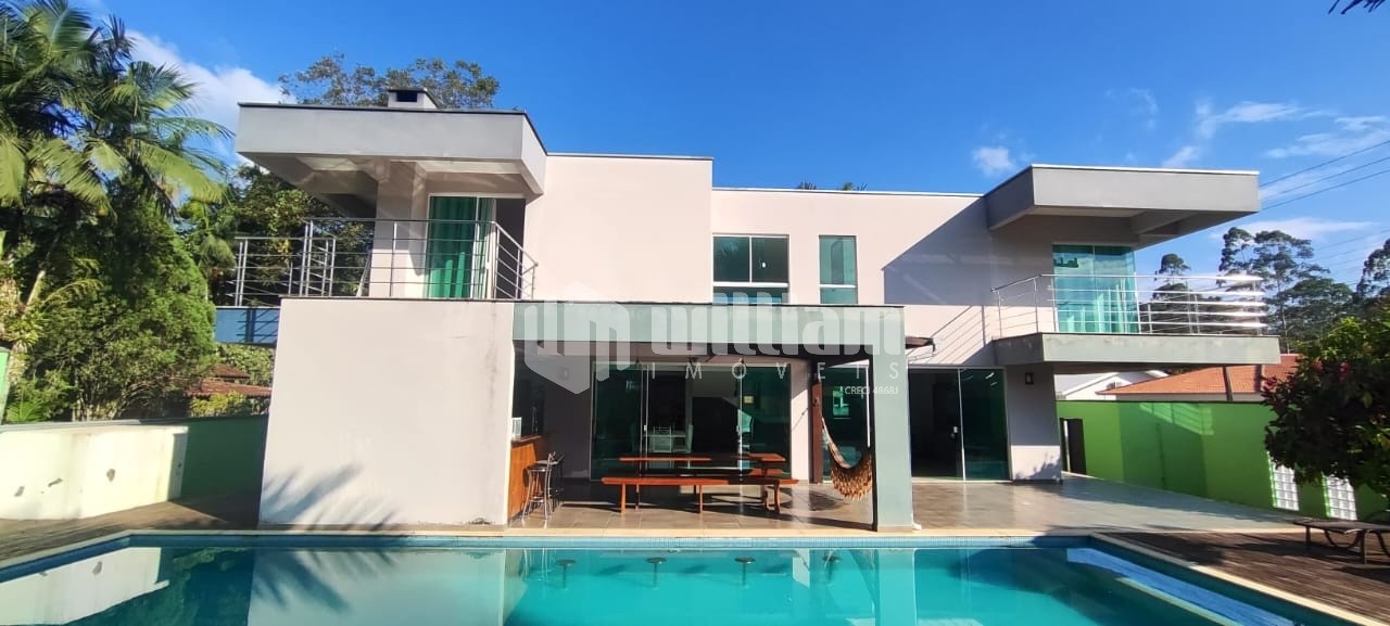 Casa de 3 quartos, 500m² no bairro Vígolo, em Nova Trento | Eu Corretor
