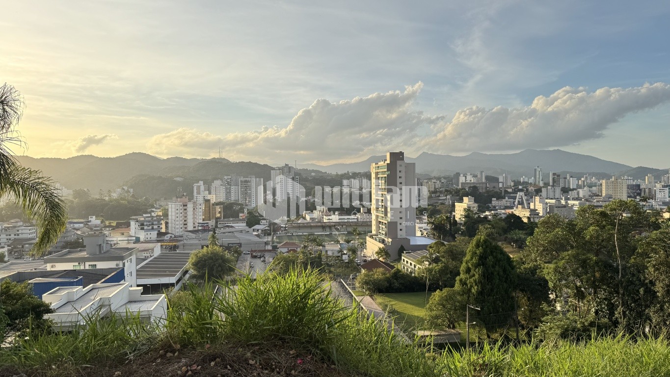Lote/Terreno de 493m² no bairro Primeiro de Maio, em Brusque | Eu Corretor