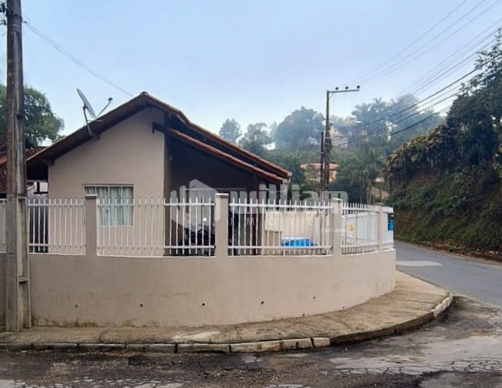 Casa de 2 quartos, 69m² no bairro Azambuja, em Brusque | Eu Corretor