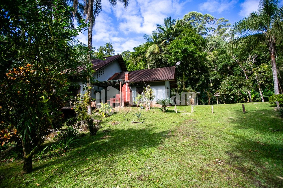 Fazenda/Sítios/Chácaras de 3 quartos, 120m² no bairro Planície Alta, em Guabiruba | Eu Corretor