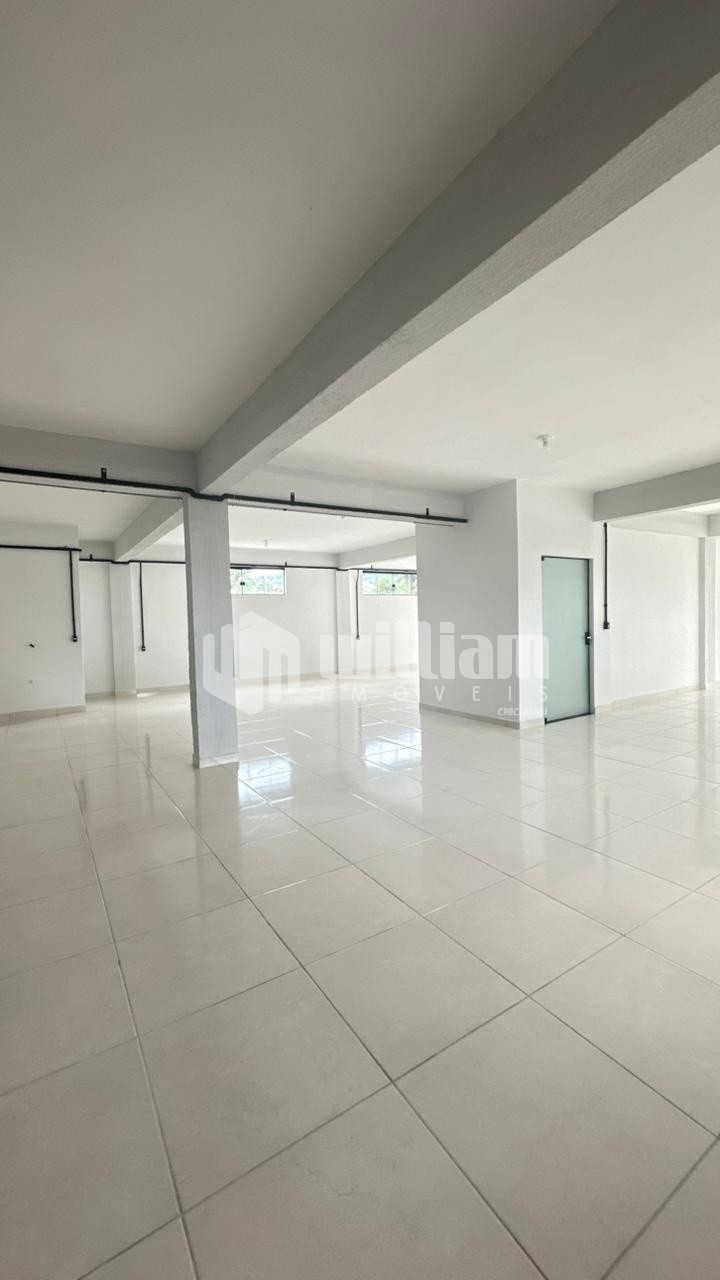 Sala Comercial de 378m² no bairro Guarani, em Brusque | Eu Corretor