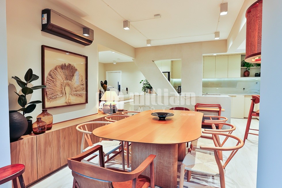 Apartamento de 3 quartos, 103m² no bairro Pioneiros, em Balneário Camboriú | Eu Corretor