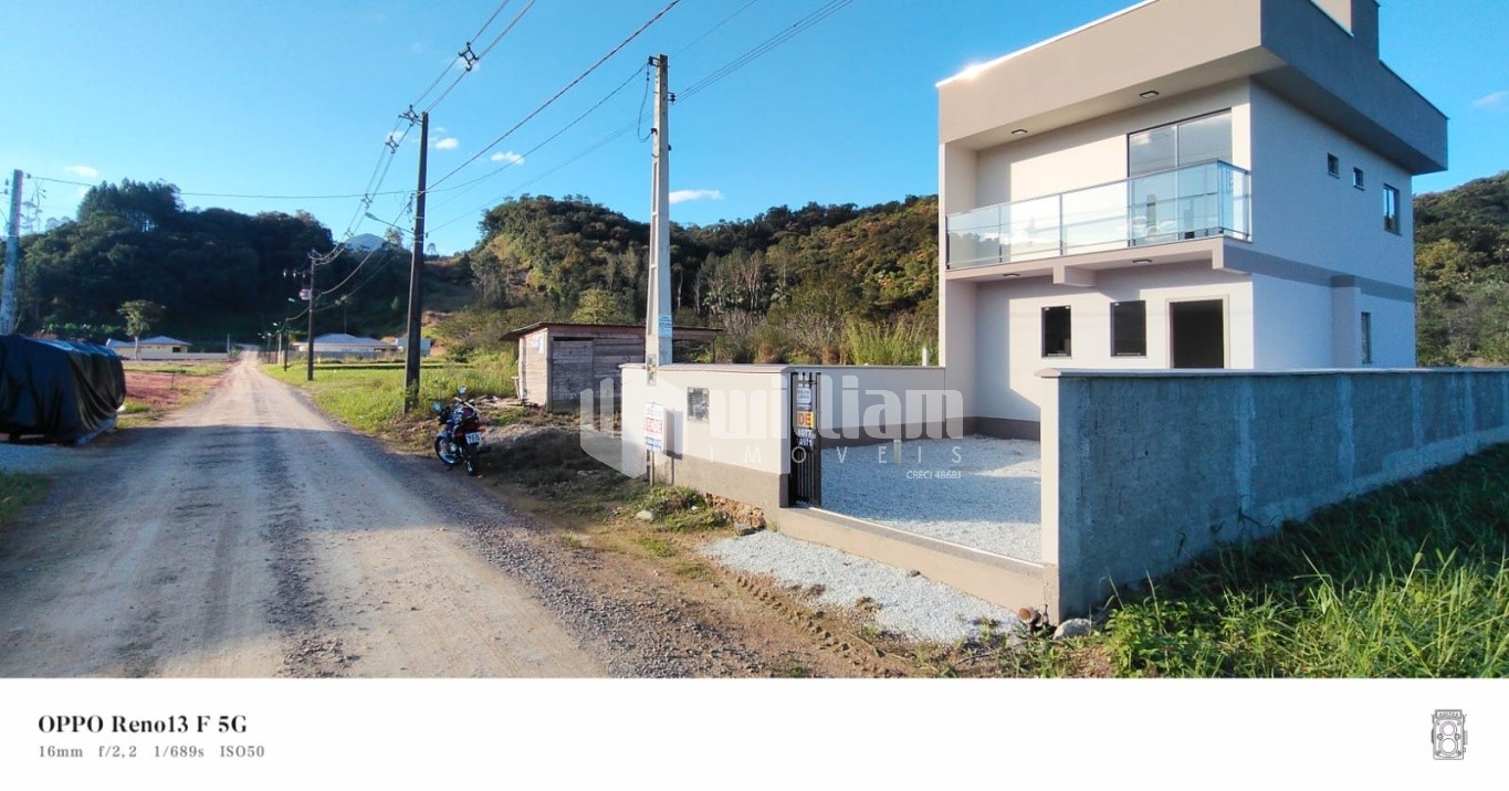 Casa de 3 quartos, no bairro Pomerânia, em Guabiruba | Eu Corretor