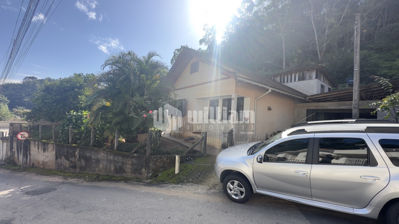 Casa de no bairro Primeiro de Maio, em Brusque | Eu Corretor