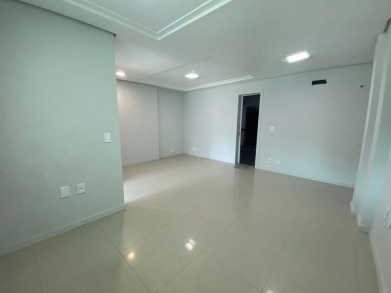 Sala Comercial de 40m² no bairro Jardim Maluche, em Brusque | Eu Corretor