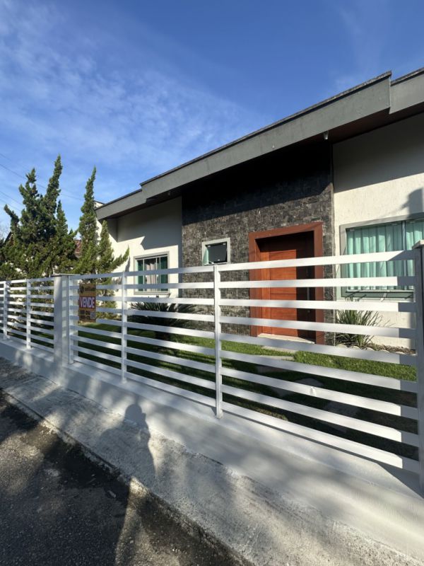 Casa de 3 quartos, no bairro Águas Claras, em Brusque | Eu Corretor