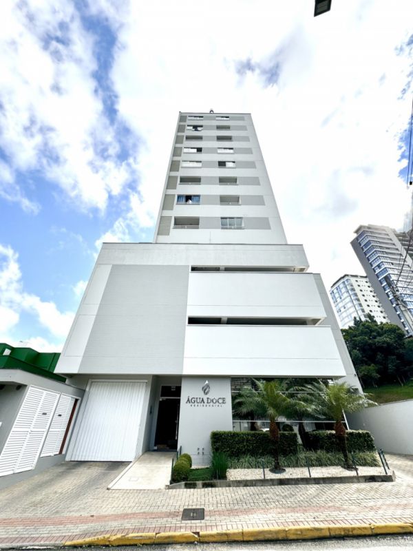 Cobertura de 2 quartos, 60m² no bairro Centro, em Brusque | Eu Corretor