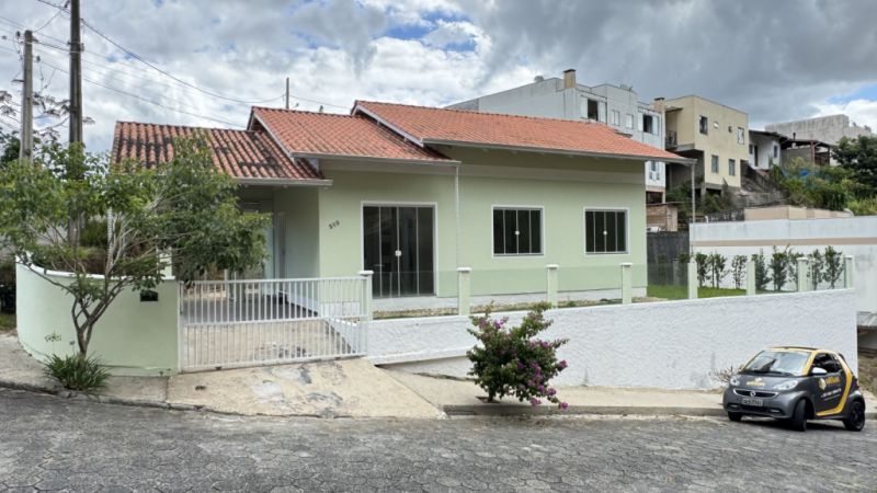 Casa de 3 quartos, 93m² no bairro Azambuja, em Brusque | Eu Corretor