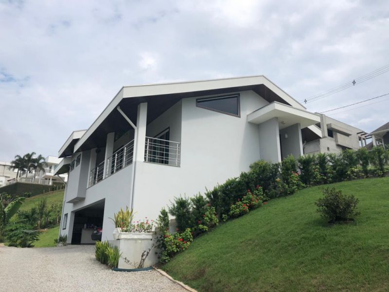 Casa de 4 quartos, 250m² no bairro Imigrante, em Guabiruba | Eu Corretor