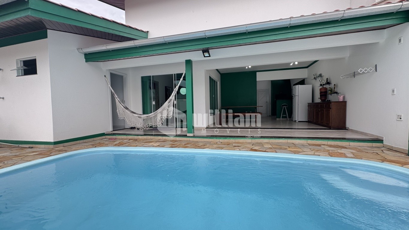 Casa de 3 quartos, 200m² no bairro Souza Cruz, em Brusque | Eu Corretor