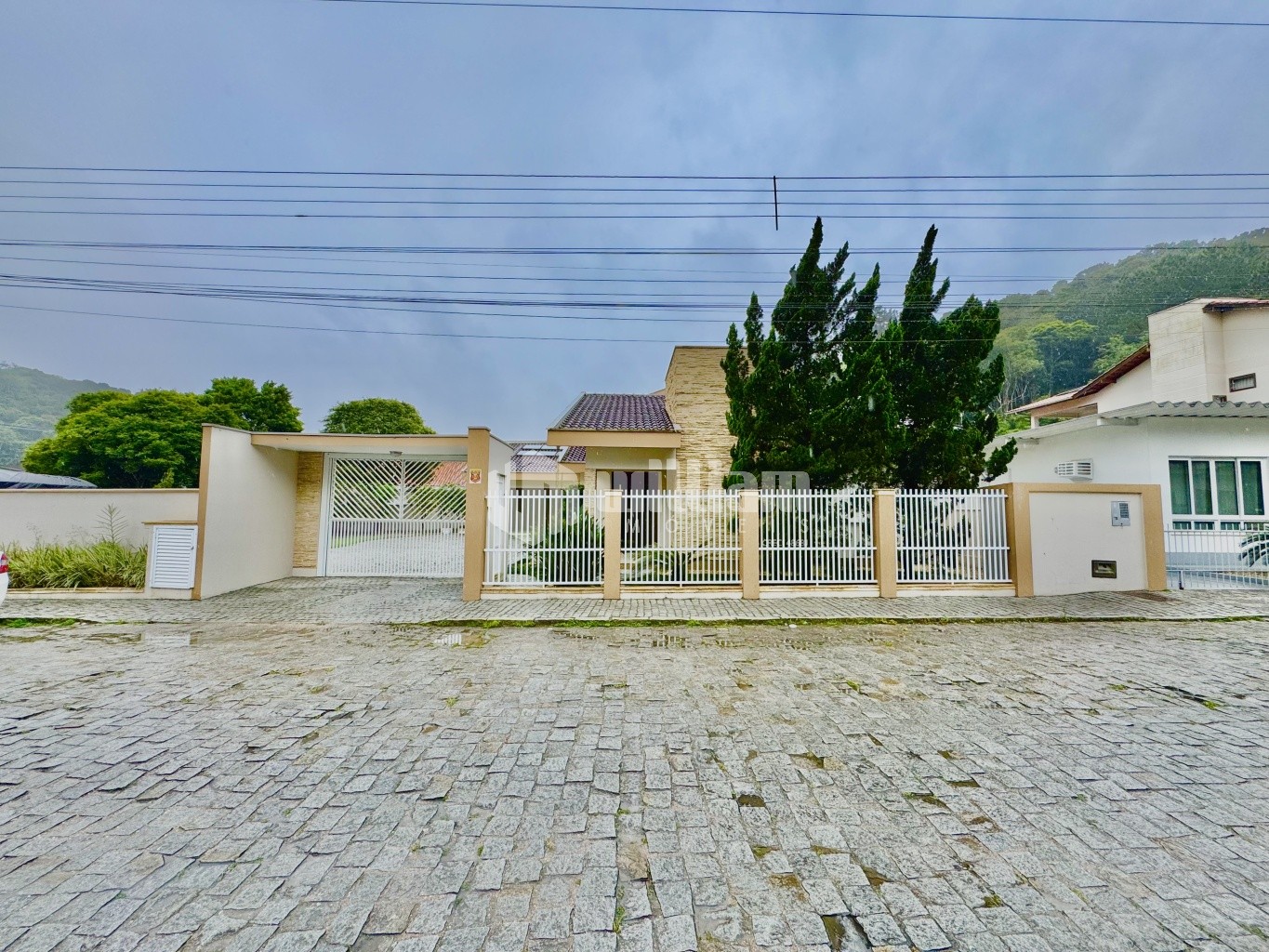 Casa de 4 quartos, 200m² no bairro Azambuja, em Brusque | Eu Corretor