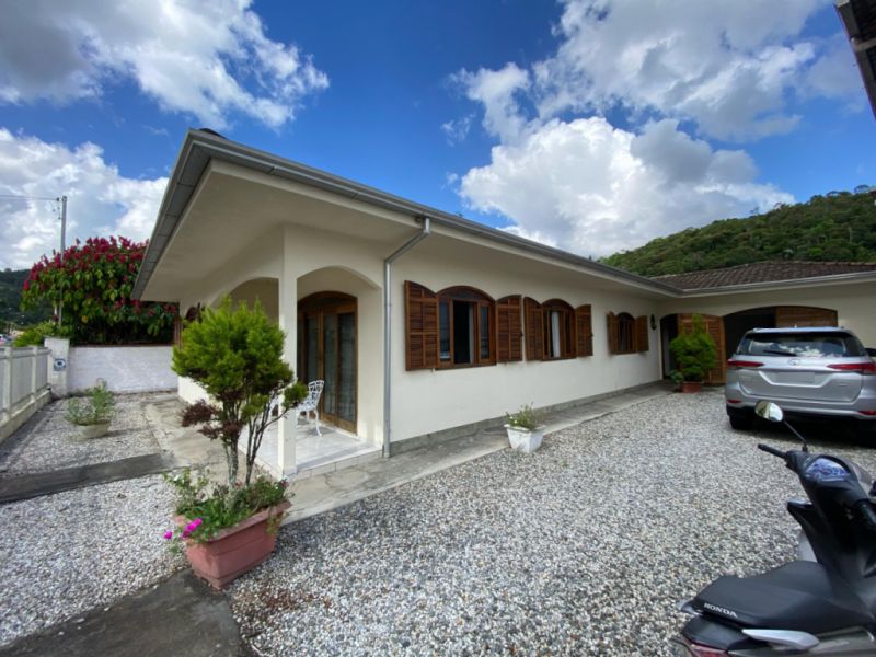Sala Comercial de 3 quartos, 160m² no bairro Santa Luzia, em Brusque | Eu Corretor