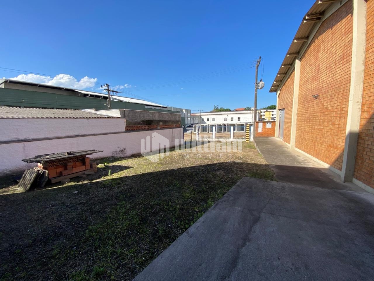 Galpão / Depósito / Armazém de 500m² no bairro Primeiro de Maio, em Brusque | Eu Corretor