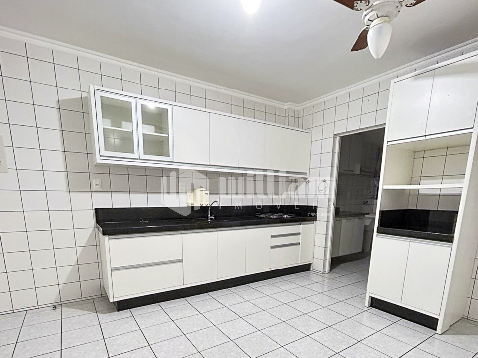 Apartamento de 3 quartos, 160m² no bairro Centro, em Itapema | Eu Corretor