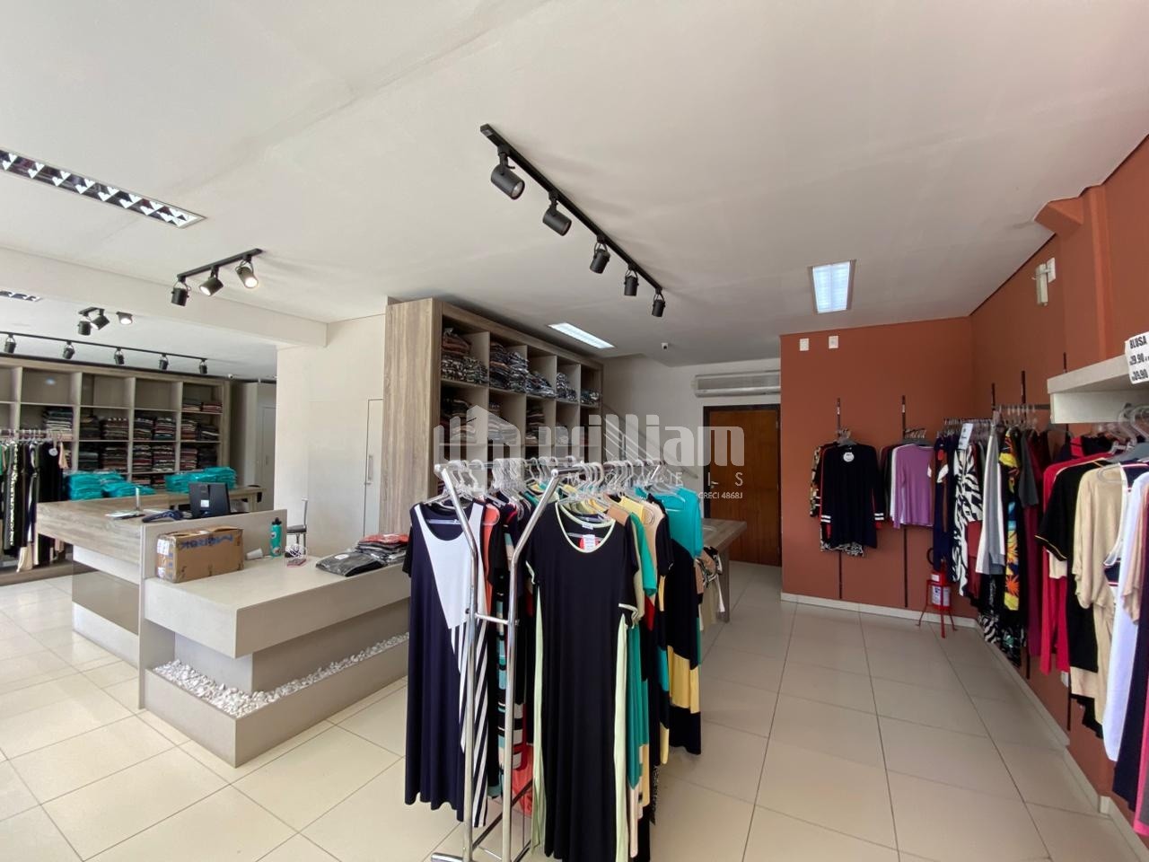 Sala Comercial de 408m² no bairro Santa Terezinha, em Brusque | Eu Corretor