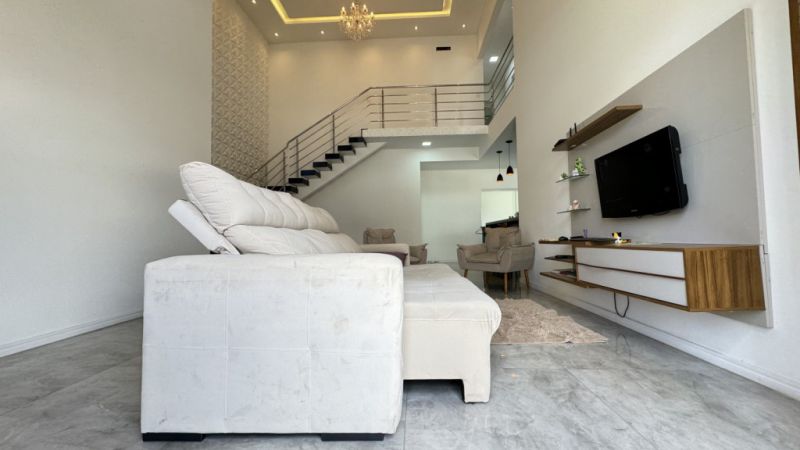 Casa de 4 quartos, 210m² no bairro Guabiruba Sul, em Guabiruba | Eu Corretor