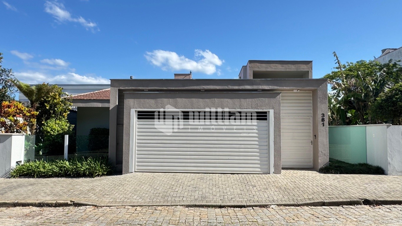 Casa de 3 quartos, 350m² no bairro Jardim Maluche, em Brusque | Eu Corretor
