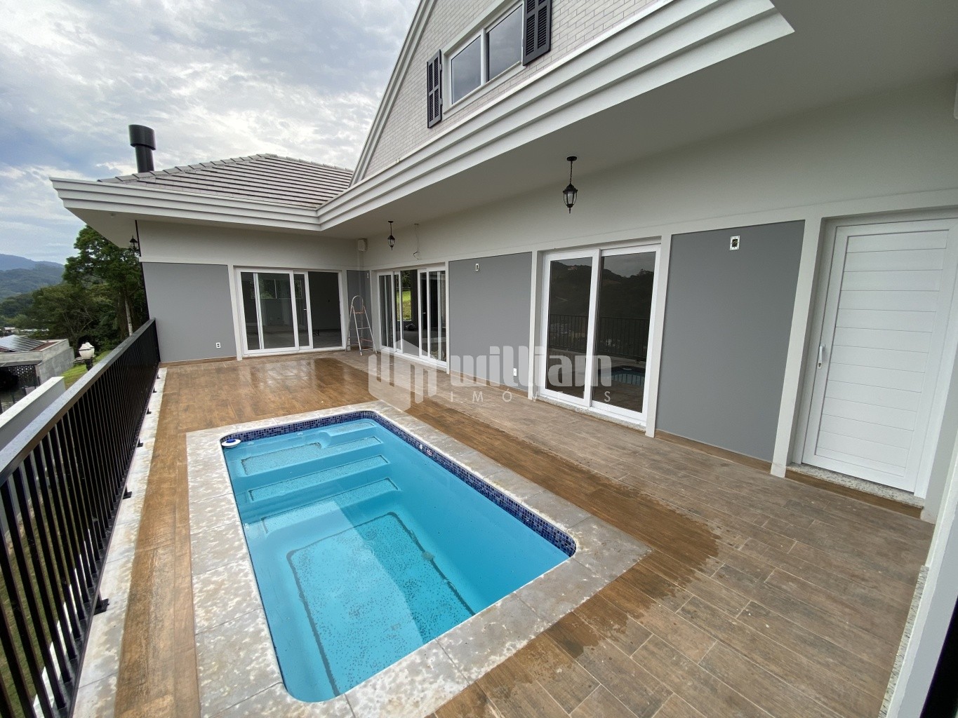 Casa de Condomínio de 4 quartos, 300m² no bairro Imigrante, em Guabiruba | Eu Corretor