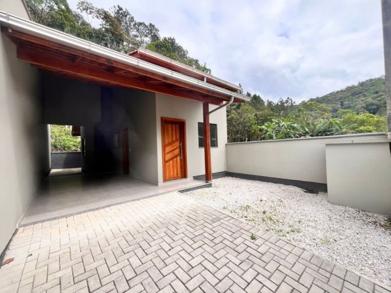 Casa de 2 quartos, 60m² no bairro Guabiruba Sul, em Guabiruba | Eu Corretor