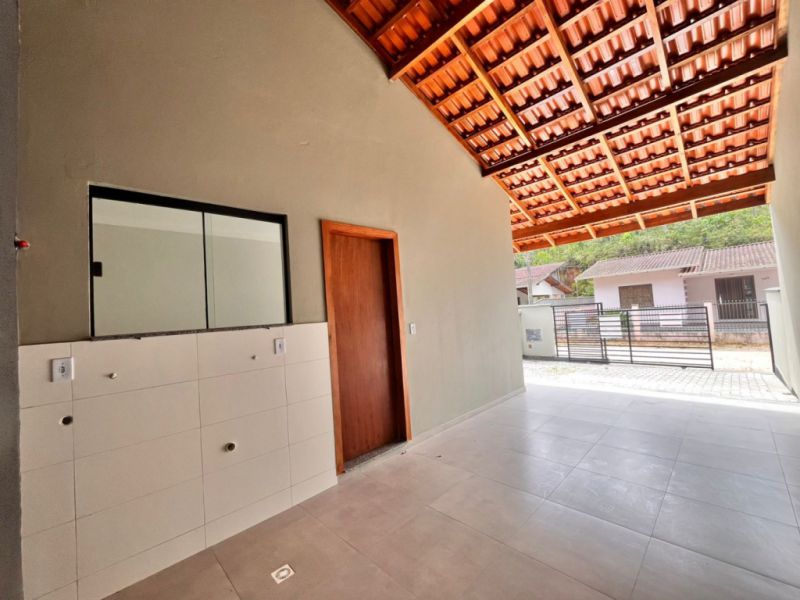 Casa de 2 quartos, 60m² no bairro Guabiruba Sul, em Guabiruba | Eu Corretor