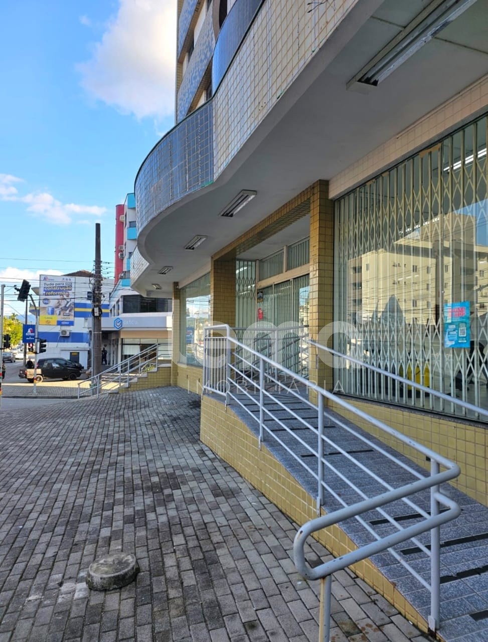 Excelente sala comercial , localizada na Rua Amazonas, Bairro Garcia! — foto 2