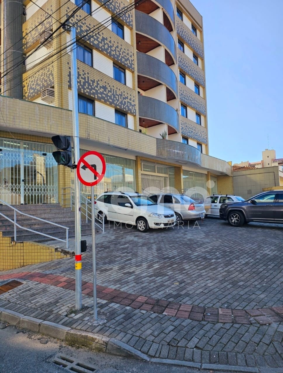 Excelente sala comercial , localizada na Rua Amazonas, Bairro Garcia! - foto 1