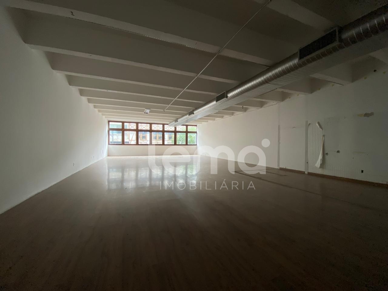 Prédio comercial com localização privilegiada na rua XV de Novembro no centro de Blumenau. — foto 6