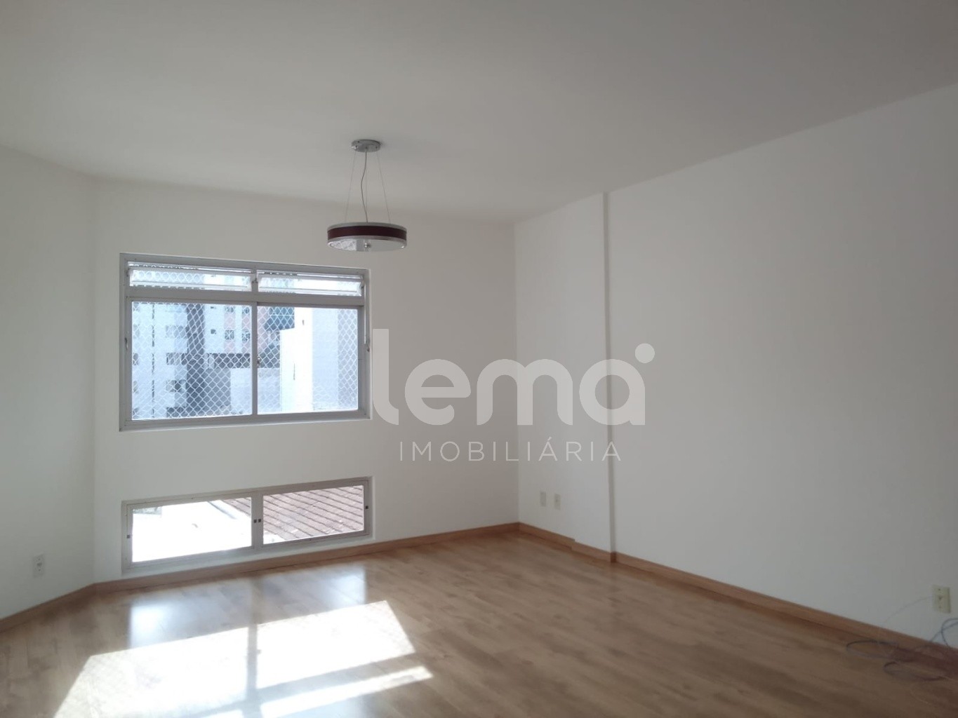 Apartamento com 3 dormitórios no bairro Jardim Blumenau, em Blumenau. — foto 4