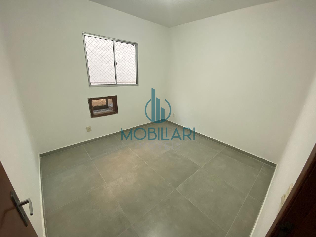 Apartamento 2 Dormitórios Todo Reformado no Bairro Boa Vista 5minutos do Centro de Blumenau — foto 4