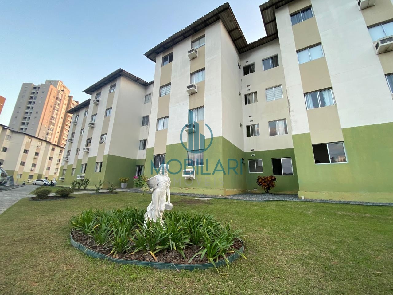 Apartamento 2 Dormitórios Todo Reformado no Bairro Boa Vista 5minutos do Centro de Blumenau — foto 2