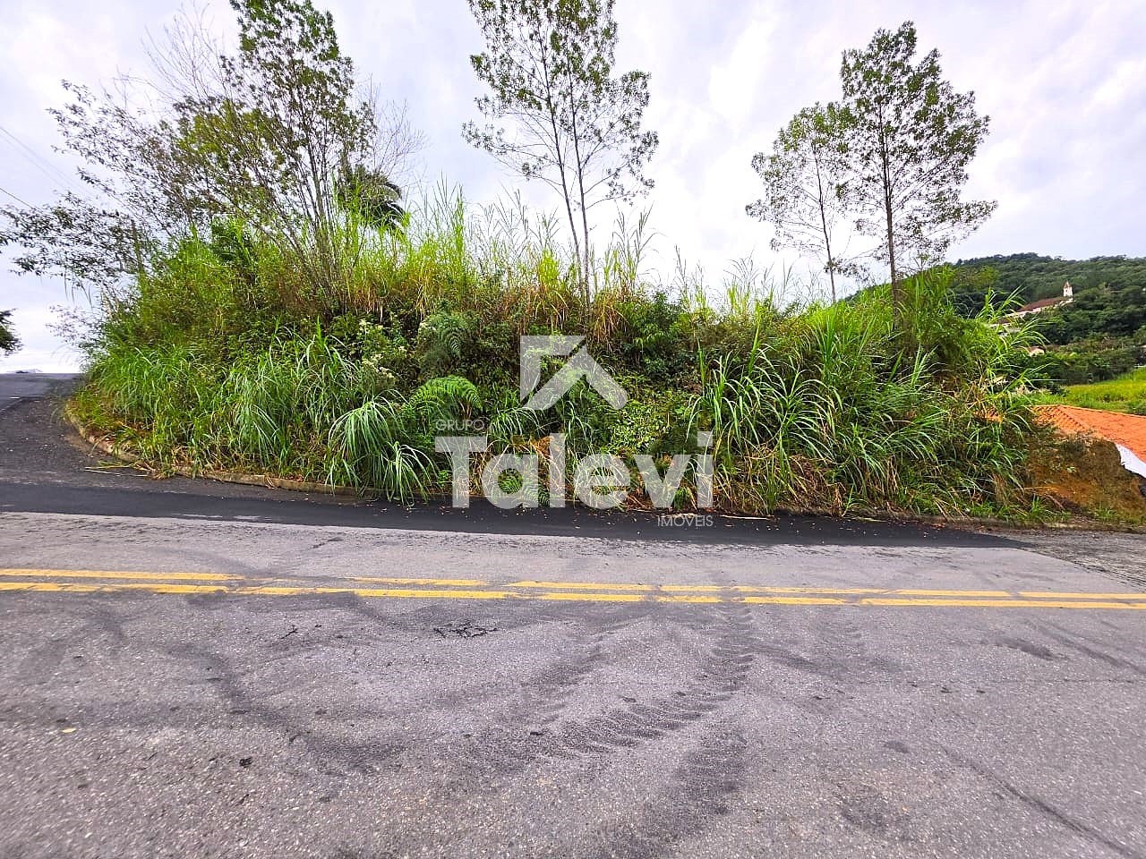 Oportunidade Estratégica em Pomerode: Terreno com Projeto e Alvará de Construção Aprovado — foto 5