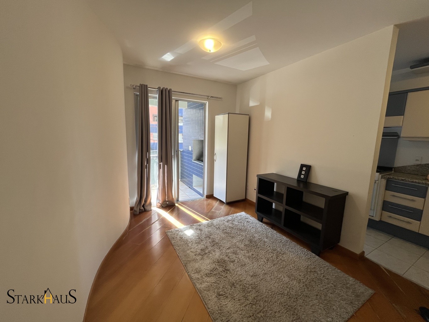 EM DESOCUPAÇÃO!!! Belíssimo apartamento para locação no Bairro Vila Nova em Blumenau!!! — foto 4