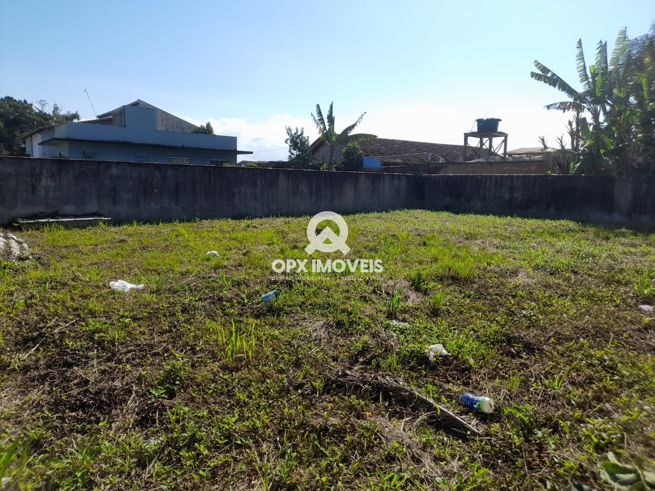 Terreno 350m murado e aterrado no Itacolomi - Balneário Piçarras - foto 1