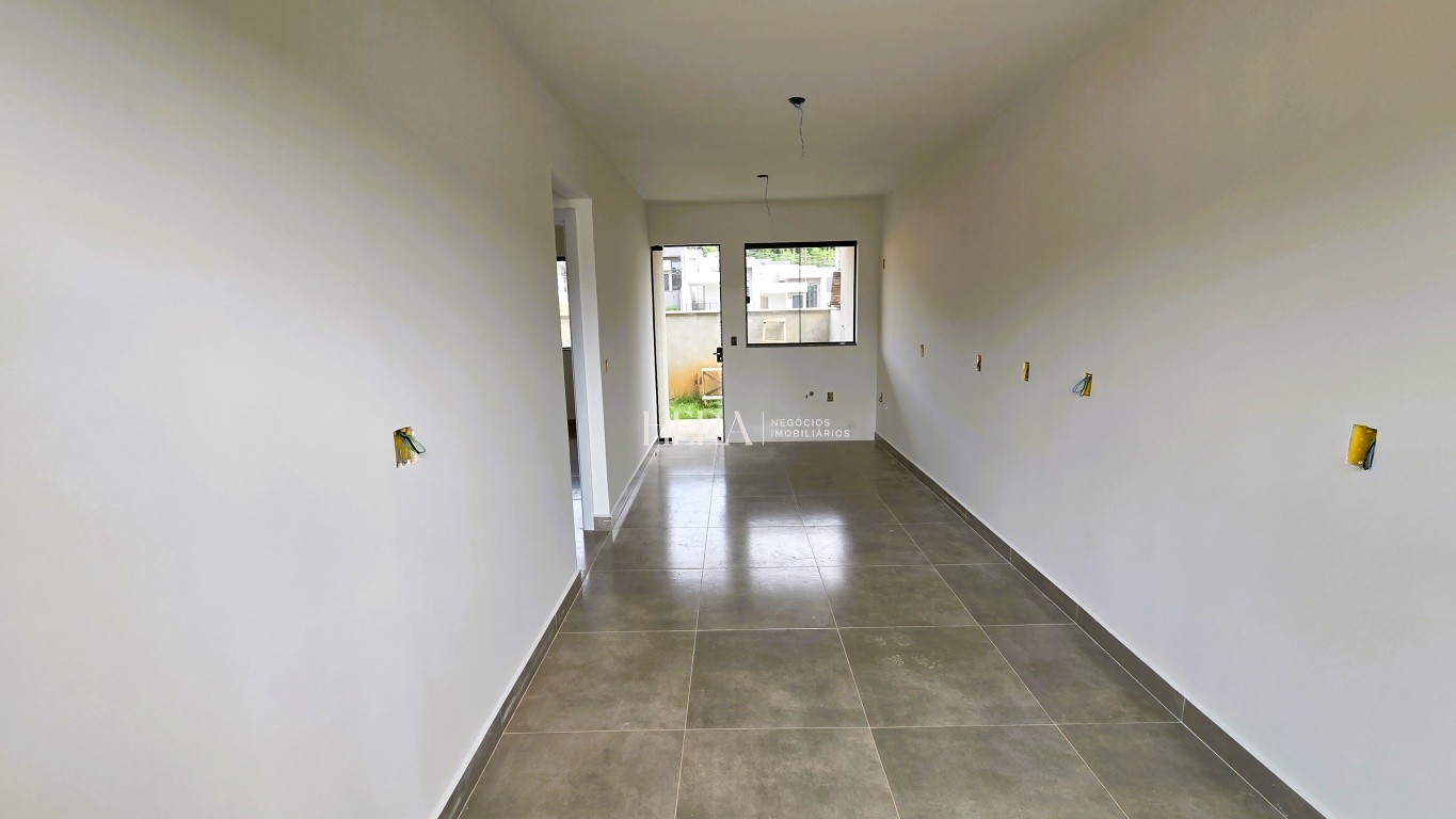 Casa térrea geminada com 02 dormitórios a venda no bairro Itoupava Central ! — foto 4